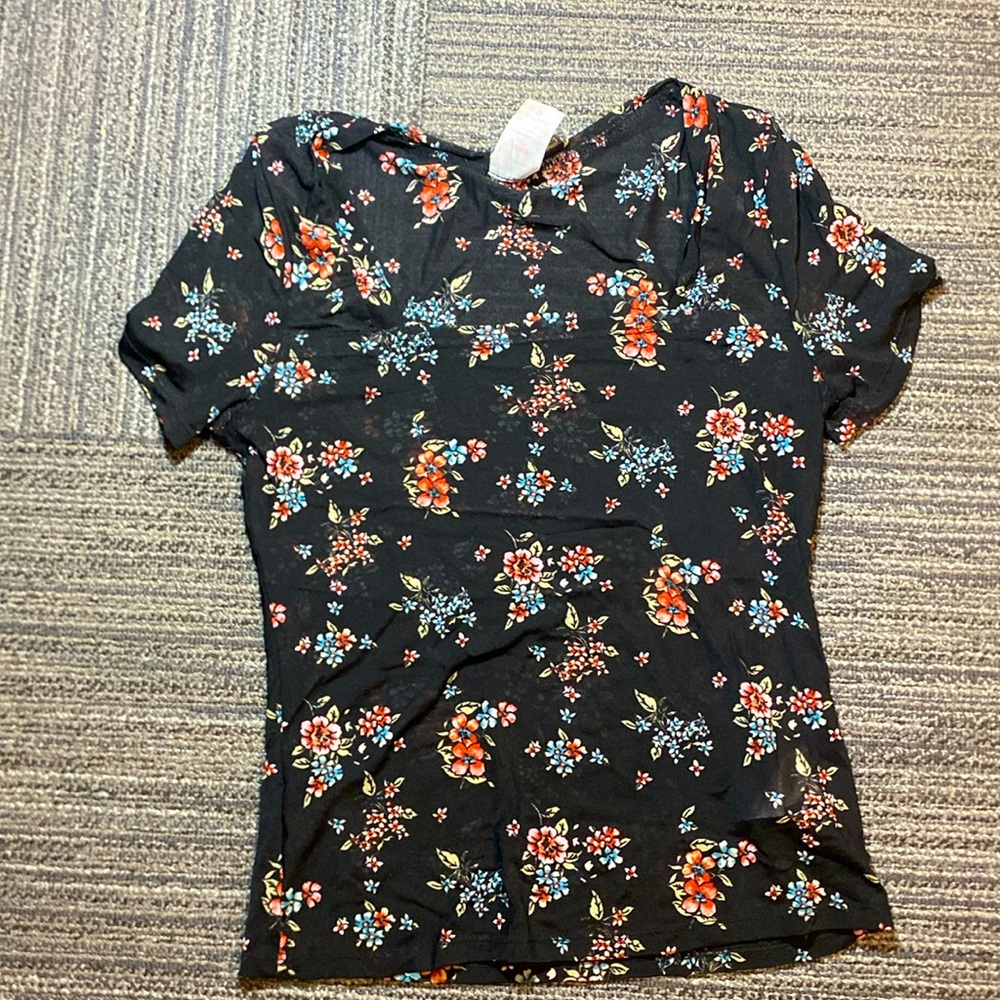 Floral top